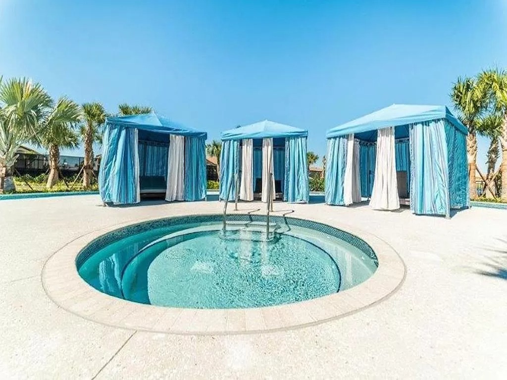 Resort image 6