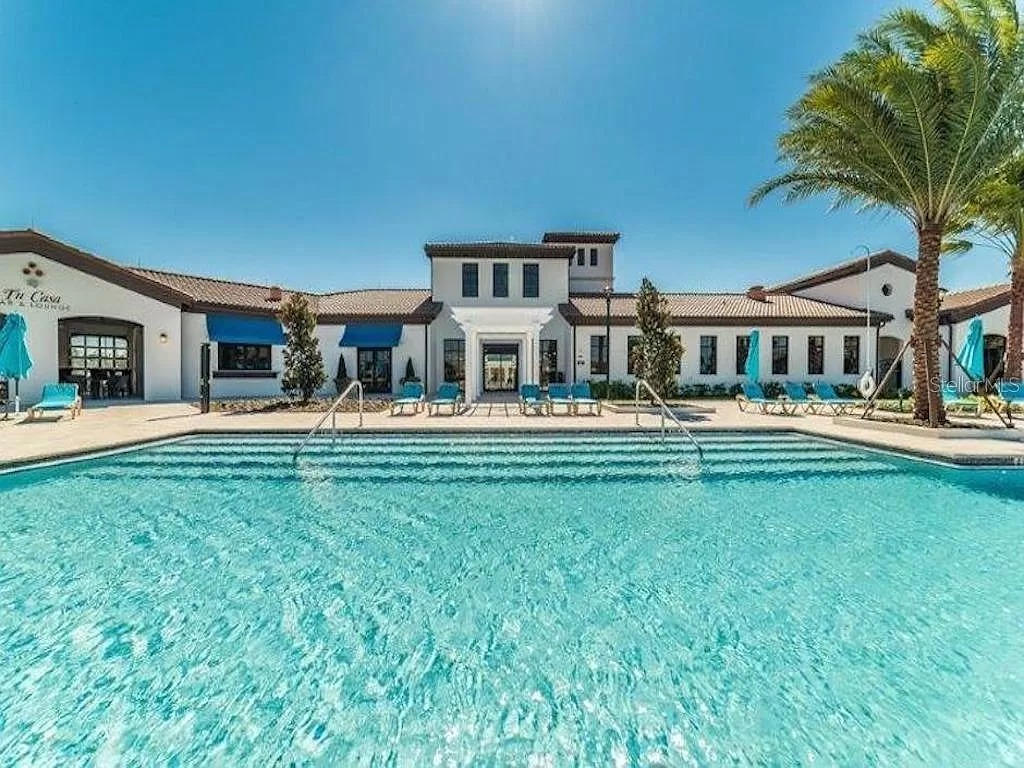 Resort image 9